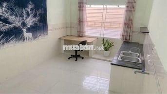 CHO THUÊ PHÒNG TẦNG TRỆT  FULL NT – 3.5 TRIỆU – GẦN EMART PHAN VĂN TRỊ