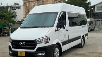 Hyundai Solati 2022 - Ghế U xe du lịch một chủ!