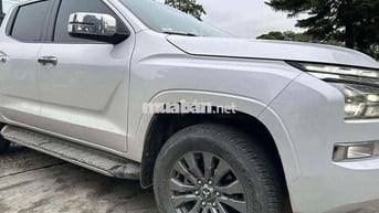 Mitsubishi Triton 2024 Premium 2WD 10000 km