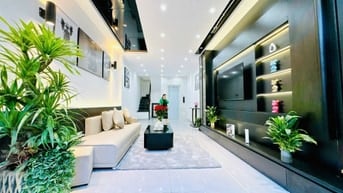 Nhà Đẹp, Gần Times City Thang Máy Dương Văn Bé 39m, 5 tầng, 12.2 tỷ