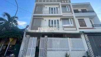 CHO THUÊ NHÀ 4 TẦNG 2 PHÒNG NGỦ MẶT TIỀN KHU BÀN CỜ PHƯỚC LONG