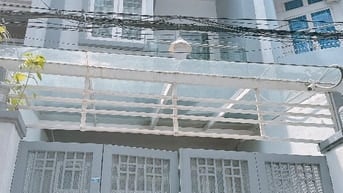 Nhà cho thuê hẻm cụt an ninh - Trệt + 2 lầu + sân thượng 