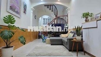 NHÀ DÂN XÂY BẰNG LIỆT - NGÕ 3 GÁC THẲNG - GẦN Ô TÔ