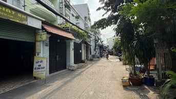 Thích hợp xây CHDV - hẻm xe hơi thông cư xá Ngân Hàng - 6 x 15m 