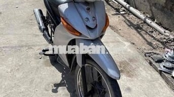 Yamaha Taurus màu Bạc