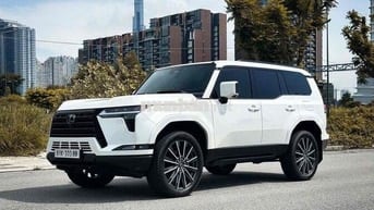 Lexus GX 2024 GX 550 - 10000 km