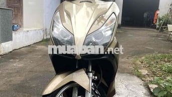 Nhà dư xe nên bán