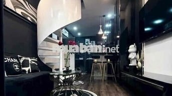 BÁN GẤP NHÀ BÌNH THẠNH NGÃ TƯ HÀNG XANH,TẶNG NỘI THẤT CAO CẤP. 3,7 TỶ