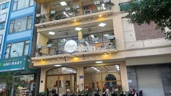 Cho thuê nhà mặt phố Nguyễn Văn Lộc 155m2, 3 tầng, mặt tiền 10m