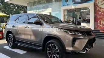 🔥 FORTUNER LEGENDER 2022 - SUV Lướt tại Hãng 🔥
