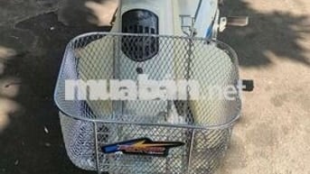 Nhà có chiếc xe cub 50cc cần bán giấy tờ đầy đủ