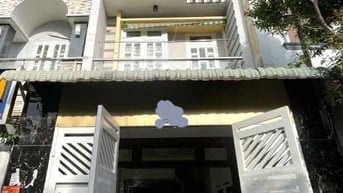 Cho Thuê Nhà HXH Đường Dương Quảng Hàm P5 Ngay C/C Hà Kiều