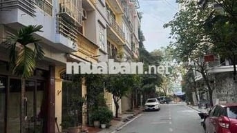 bán nha Đại kim. diện tích. 51.m2 xây dựng. 4 Tầng . giá. 20.3.tỷ