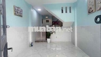 Nhà Bán DT 3m90x11m41 . 1 lửng .1 lầu  Đường Đình Hoà . p13 Q8