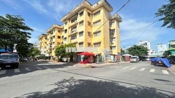 Căn hộ Chung cư Bùi Minh Trực Q8
(lầu 1 tiện di chuyển) DT 45,3m2