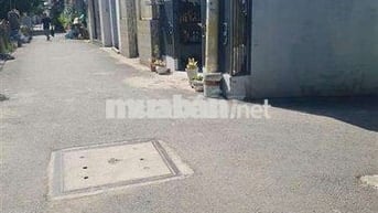 BÁN NHÀ BÌNH TÂN GIÁP TÂN PHÚ HẺM XE TẢI , GIÁ RẺ , GIẢM KỊCH TRẦN