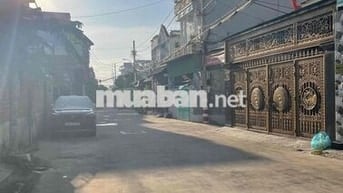 căn góc 2mt trương thị hoa . 4lầu xây ở kiên cố. giá 6,9tỷ bớt lộc