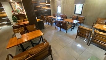 CHÍNH CHỦ CẦN CHO THUÊ BIỆT THỰ SÂN VƯỜN TẠI 149/12 , Đường Bành Văn T