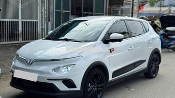VinFast VF e34 2025 Trắng
