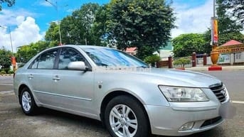 Hyundai Sonata 2010 2.0L MT