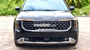Kia Carnival 2025 2.2D Signature Đen 20000 km