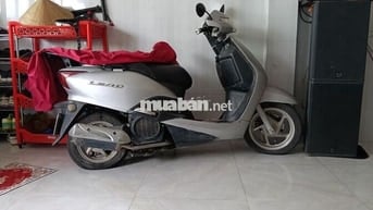 Honda Lead màu Bạc