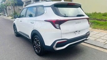 Kia Carens 2024 1.5G Luxury - 16000 km