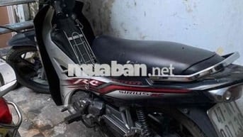 sirrius RC đỏ đen bánh mâm 2014