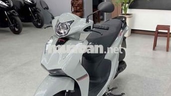Velia 50cc đời 2025 siêu lướt 1700 km bao hồ sơ