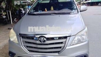 Toyota Innova 2015 Bạc