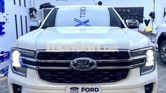 Ford Everest 2022 Titanium 4x2 23666 km