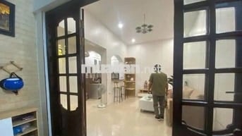 Bán nhà Kim Hoa, mt 5m hiếm gặp, 3 bước ra hồ ba mẫu, 42m², 8.95 tỷ