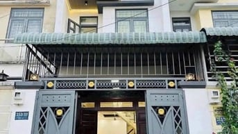 Bán gấp nhà 68.9m², Tôn Đản, P15, Q4 .Gần cầu Ông Lãnh, hẻm 5m, sổ sẵn