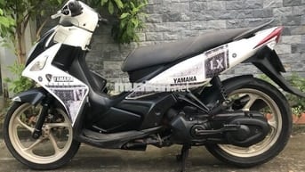 Yamaha novo 4 màu trắng