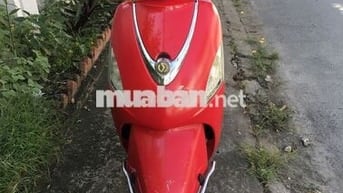 Atila Elizaberth Fi màu đỏ biển số tphcm