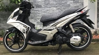 Yamaha novo 5 Fi màu trắng
