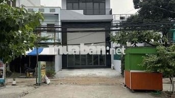 Mặt Tiền Nguyên Văn Linh Trống Suốt