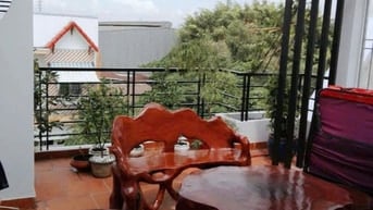 Bán nhà đẹp ở liền Nguyễn Văn QUÁ 5m X 23m. Gía nhỉnh 5 tỷ