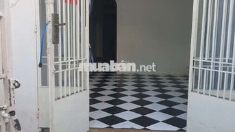 Nhà 1 lầu cho thuê hẻm xe hơi Cộng Hòa, đối diện Etow, Q. Tân Bình