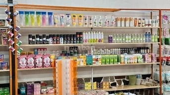 Cần tuyển gấp nhân viên Gói quà & bán hàng