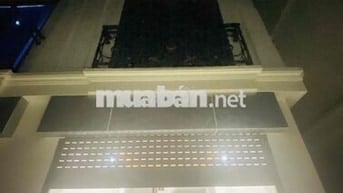 Nhà mới xây, lô góc, 2 mặt thoáng, ô tô đỗ cửa, 3PN phù hợp GĐ.