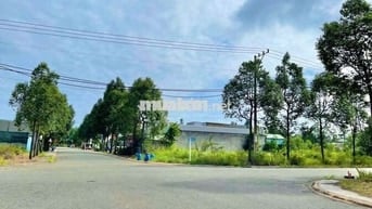 Cắt lỗ! Bán lô đất giá rẻ Bến Cát 150m2 giá 800tr kế bên ĐH Việt Đức