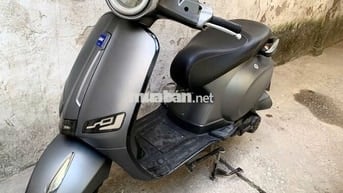 Xe ga Roma SX 2022 Xám xi măng