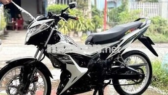 Xe máy Honda Sonic màu đen trắng