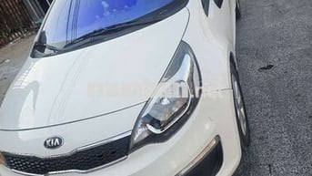 Kia Rio 2017 Số sàn màu Trắng