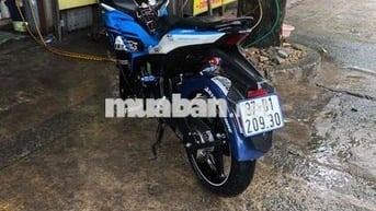 Không có tiền trị bệnh nên cần bán gấp xe máy