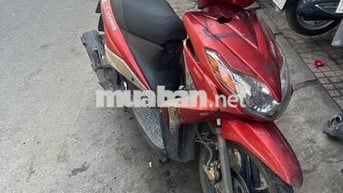 Yamaha Luvias màu Đỏ