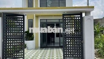 Nhà đẹp gác lửng chánh phú hoà diện tích 150m