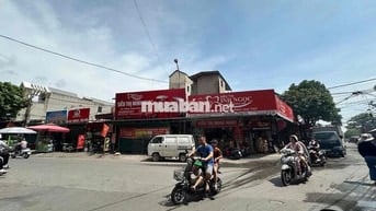 ĐẤT ĐẸP LÔ GÓC 2 MẶT TIỀN, NGÕ THÔNG,Ô TÔ VÀO ĐẤT, GẦN QL VÕ VĂ