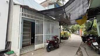 Cần bán Nhanh Căn nhà ngay BÀ điểm 8 Hóc môn Sổ Hồng riêng 72m2 920tr